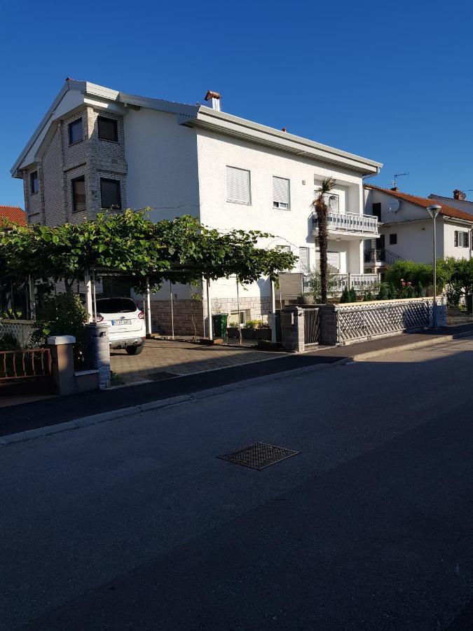 Appartement Zino à Umag Extérieur photo