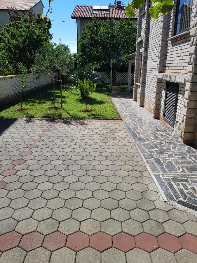 Appartement Zino à Umag Extérieur photo
